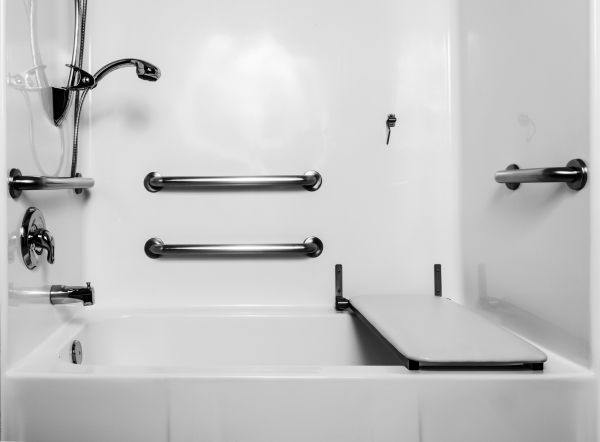 Accessible Tub Installation in Highland
