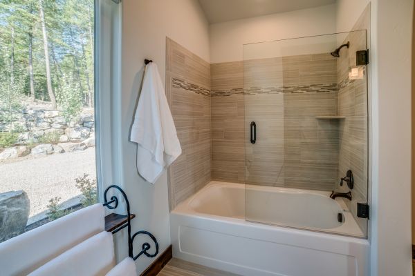 Bathroom Tub Installation in Highland