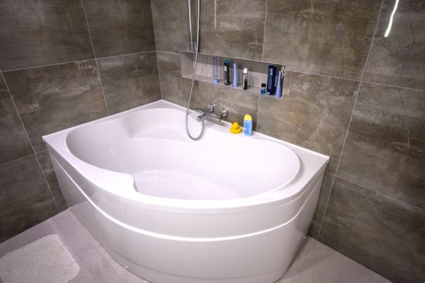 Large Bathtub Installation in Highland